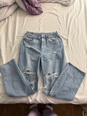 American Eagle High rise 90s boyfriend Jean